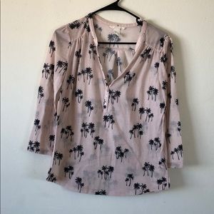 H&M palm tree 3/4 sleeve shirt